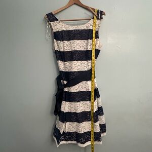 SIGNATURE BY ROBBIE BEE dress